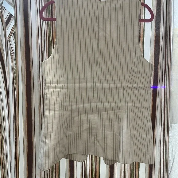 Madewell Pin striped Cutout vest size 12 NWT - Picture 7 of 8